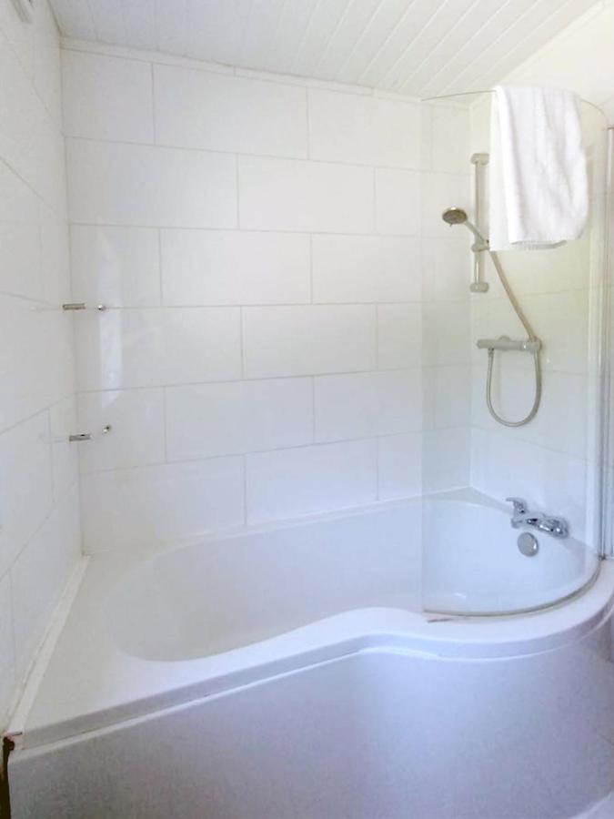 Cozy 4 Bedroom House In Smethwick With 4 Bathrooms Perfect For Contractors And Families Birmingham Exteriör bild